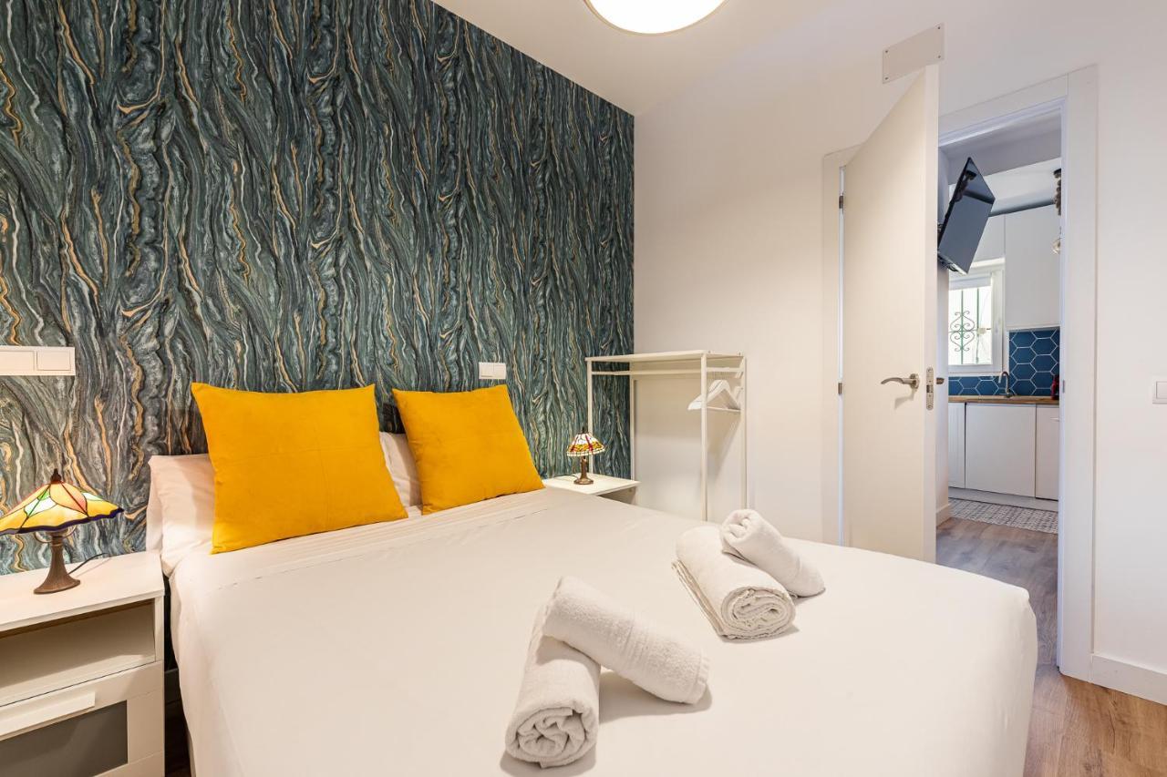 Bnbholder Friendly La Latina Apartment Madrid Exterior photo